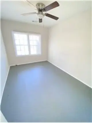 Rental property with 2 bedroom and 1 bathroom in Savannah