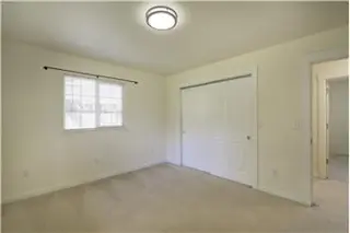 Rental property with 3 bedroom and 2 bathroom in Seattle