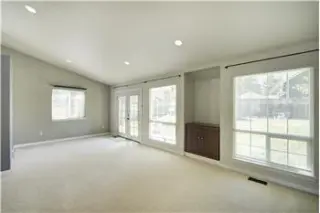 Rental property with 3 bedroom and 2 bathroom in Seattle