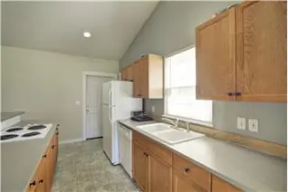 Rental property with 3 bedroom and 2 bathroom in Seattle