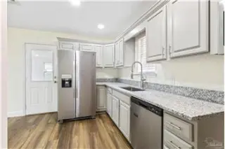 Rental property with 2 bedroom and 1 bathroom in Pensacola