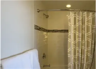 Rental property with 0 bedroom and 1 bathroom in Chicago