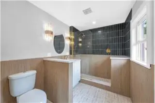 Rental property with 2 bedroom and 1.5 bathroom in Akron