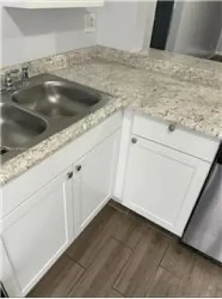 Rental property with 2 bedroom and 2 bathroom in Miramar