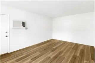 Rental property with 2 bedroom and 1 bathroom in Burbank
