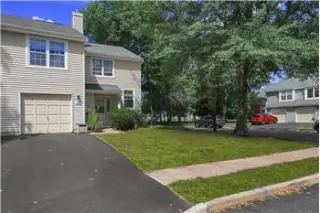 Rental property with 3 bedroom and 2.5 bathroom in Somerset