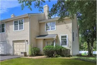 Rental property with 3 bedroom and 2.5 bathroom in Somerset