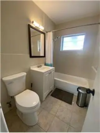 Rental property with 1 bedroom and 1 bathroom in Fort Lauderdale