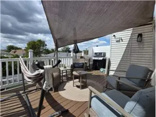 Rental property with 3 bedroom and 1 bathroom in Bayonne