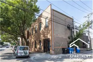 Rental property with 1 bedroom and 1 bathroom in Chicago