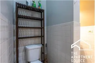 Rental property with 1 bedroom and 1 bathroom in Chicago