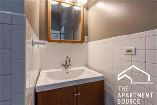 Rental property with 1 bedroom and 1 bathroom in Chicago