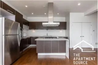 Rental property with 3 bedroom and 2 bathroom in Chicago