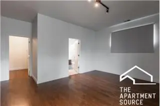 Rental property with 3 bedroom and 2 bathroom in Chicago