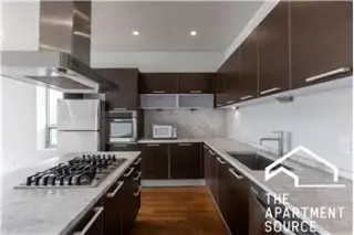 Rental property with 3 bedroom and 2 bathroom in Chicago