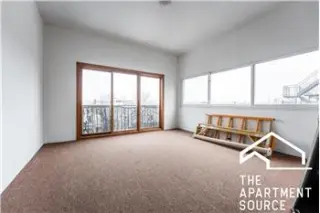 Rental property with 3 bedroom and 3 bathroom in Chicago