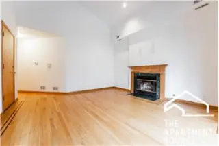 Rental property with 3 bedroom and 3 bathroom in Chicago