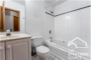 Rental property with 3 bedroom and 3 bathroom in Chicago