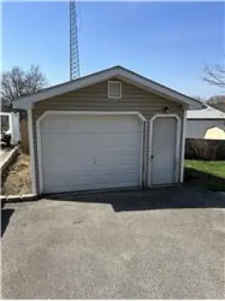 Rental property with 3 bedroom and 1 bathroom in Newburgh