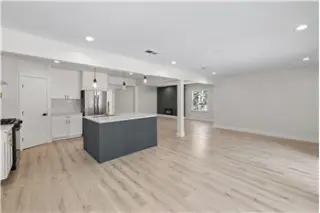 Rental property with 4 bedroom and 3 bathroom in Austin