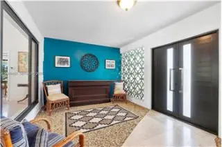 Rental property with 3 bedroom and 2 bathroom in Hollywood