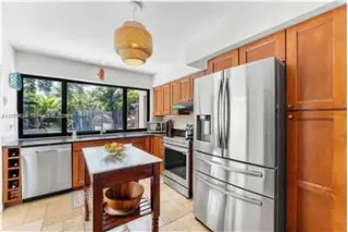 Rental property with 3 bedroom and 2 bathroom in Hollywood