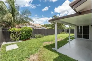 Rental property with 4 bedroom and 2 bathroom in Miami