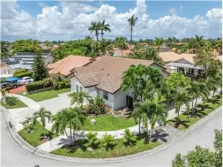 Rental property with 4 bedroom and 2 bathroom in Miami