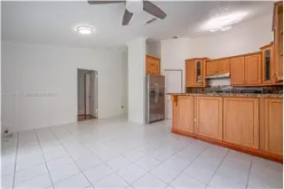 Rental property with 4 bedroom and 2 bathroom in Miami