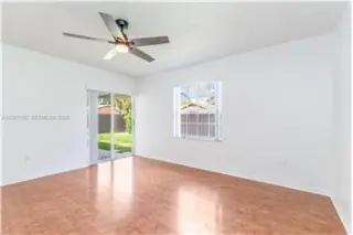 Rental property with 4 bedroom and 2 bathroom in Miami