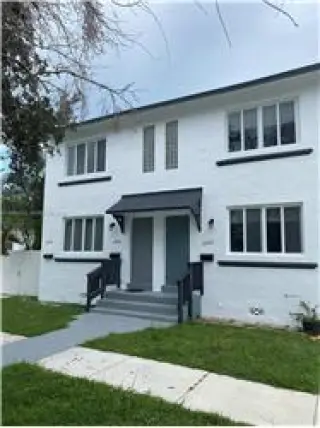 Rental property with 3 bedroom and 2 bathroom in Miami