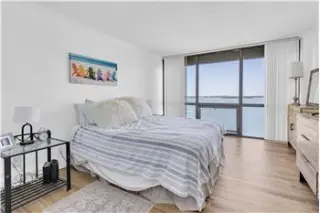 Rental property with 1 bedroom and 1.5 bathroom in Treasure Island