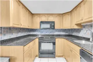 Rental property with 1 bedroom and 1.5 bathroom in Treasure Island