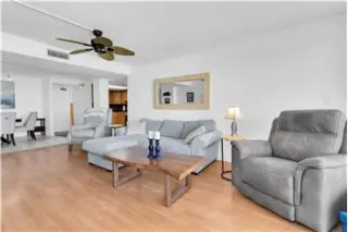 Rental property with 1 bedroom and 1.5 bathroom in Treasure Island