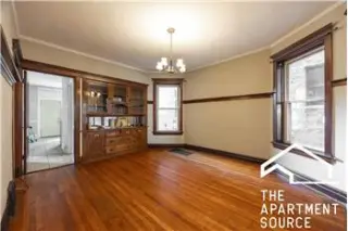 Rental property with 2 bedroom and 1 bathroom in Chicago