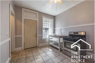 Rental property with 2 bedroom and 1 bathroom in Chicago
