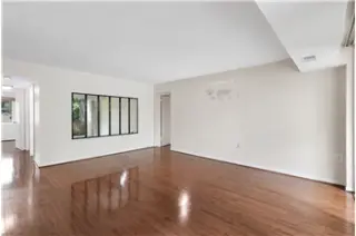 Rental property with 3 bedroom and 2 bathroom in Res