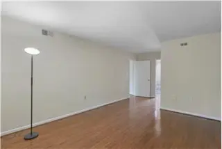 Rental property with 3 bedroom and 2 bathroom in Res