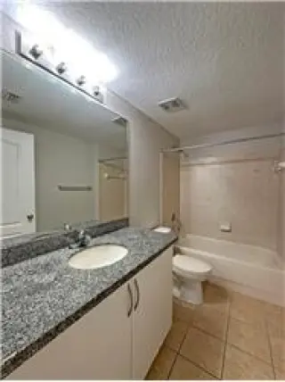 Rental property with 2 bedroom and 2 bathroom in Port Saint Lucie