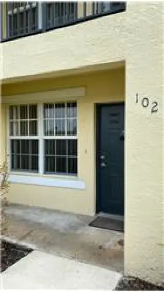 Rental property with 2 bedroom and 2 bathroom in Port Saint Lucie