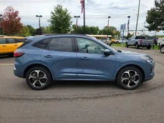 Ford Escape 2023 AWD ST-Line Select 4dr SUV