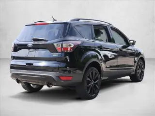 Ford Escape 2017 AWD Titanium 4dr SUV