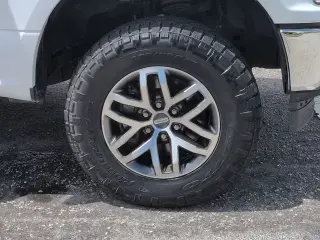 Ford F-150 2018 4x4 XLT 4dr SuperCrew 5.5 ft. SB