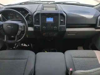 Ford F-150 2018 4x4 XLT 4dr SuperCrew 5.5 ft. SB