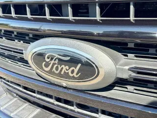 Ford F-250 Super Duty 2020 4x4 Lariat 4dr Crew Cab 6.8 ft. SB Pickup