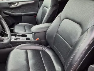 Ford Escape 2023 AWD Platinum 4dr SUV