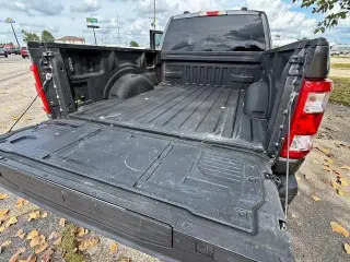 Ford F-150 2023 4x2 XL 4dr SuperCrew 5.5 ft. SB