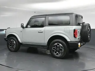 Ford Bronco 2023 4x4 Outer Banks 2dr SUV