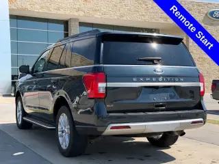 Ford Expedition 2023 4x4 XLT 4dr SUV