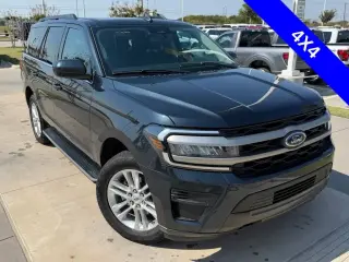 Ford Expedition 2023 4x4 XLT 4dr SUV